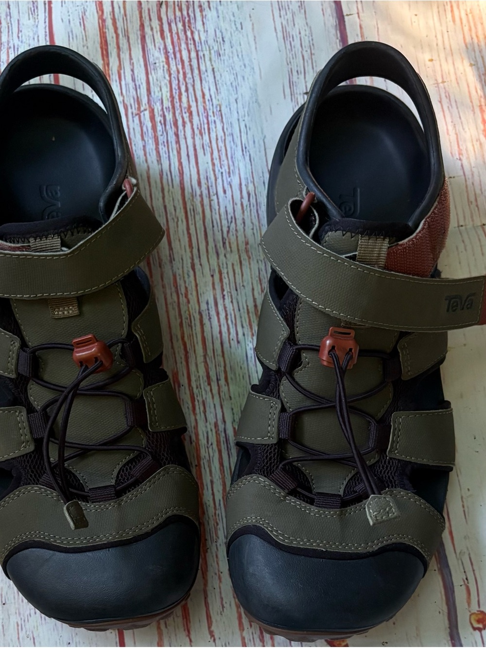 Teva Men’s Flintwood. Size 11. New without box.